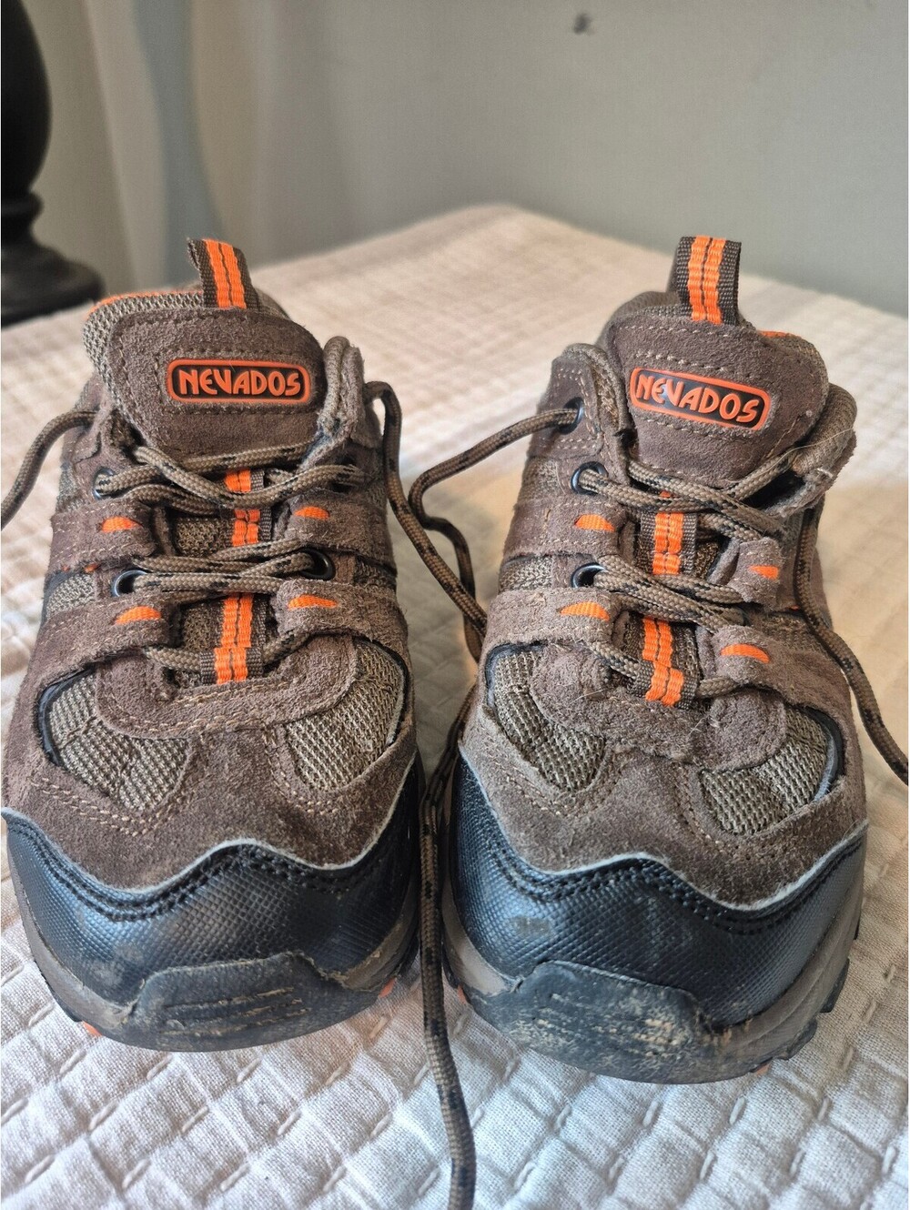 Nevados Boys Hiking Shoes Size US 1.5 Brown with Orange Accents